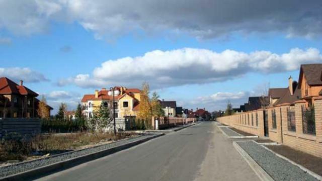 Цены в коттеджных городках Украины "плавятся"