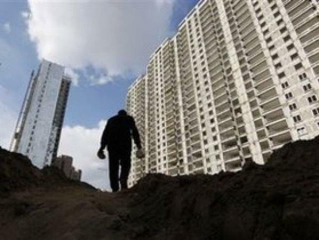 Фонд молодежного строительства планирует достроить 12 жилых домов к концу года