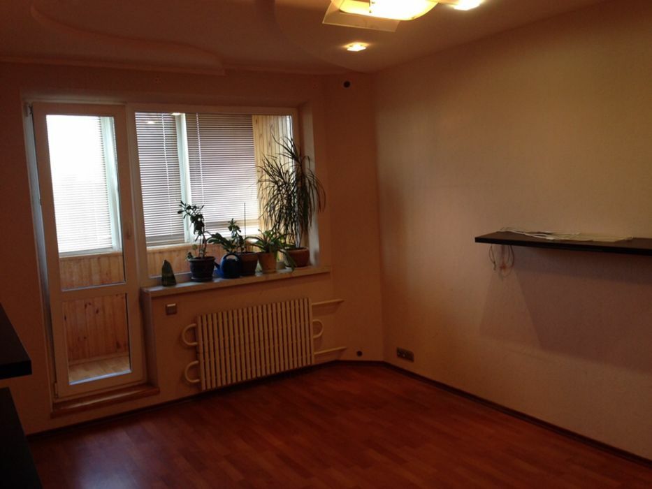Продаж 3-кімнатної квартири 71 м², Валентиновская ул., 44А