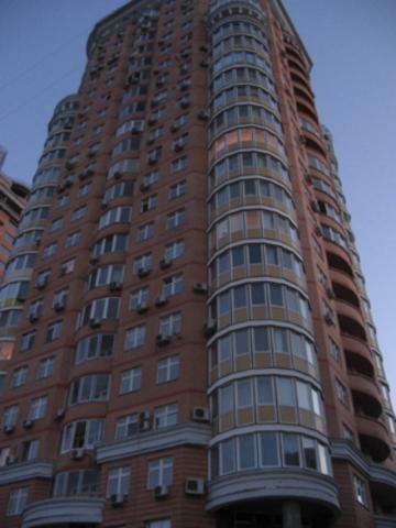 Скільки коштуватиме київська квартира