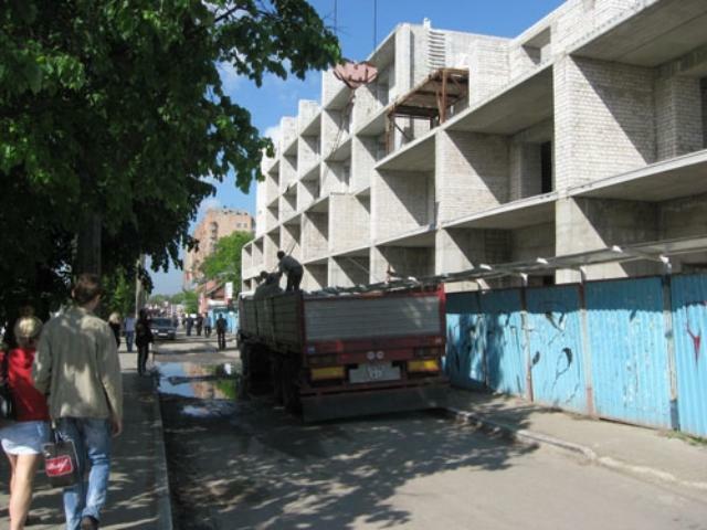 Возобновлены строительные работы на строительной площадке ЖК «Полтавский шлях» 