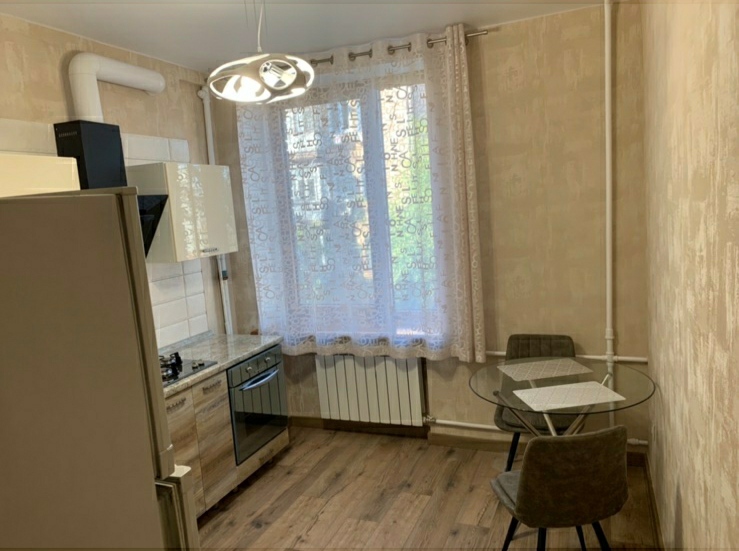 Аренда 1-комнатной квартиры 42 м², Сергея Ефремова ул., 2А