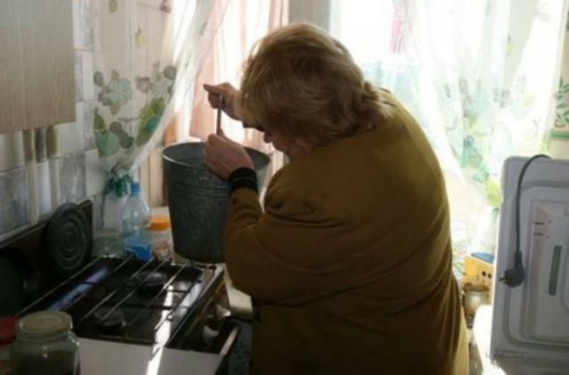У киевлян будет вода из крана по часам
