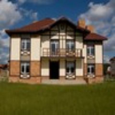 У большинства выставленных на продажу столичных особняков - проблемы с документами