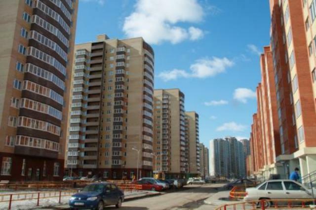 Киевлян уговаривают на почти готовое жилье