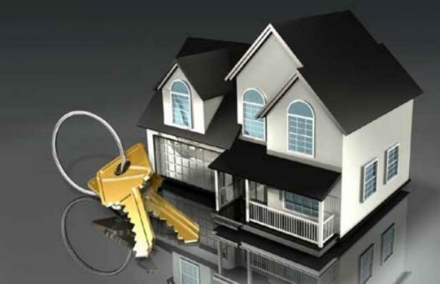 Покупающих и продающих квартиры стало меньше на 25% 