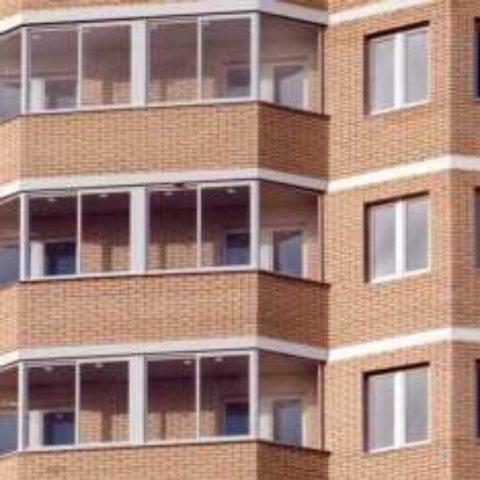 Застройщики держат цены на «первичку»