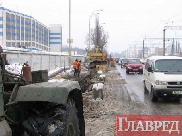 На ул. Гринченко осложнено движение транспорта