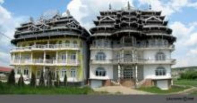 Владельцы самовольно возведенных частных домов усадебного и дачного типа могут легализовать их до конца 2010 года