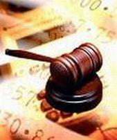 В Киеве у людей, которые не платят за жилкомуслуги, смогут арестовать квартиры и автомобили