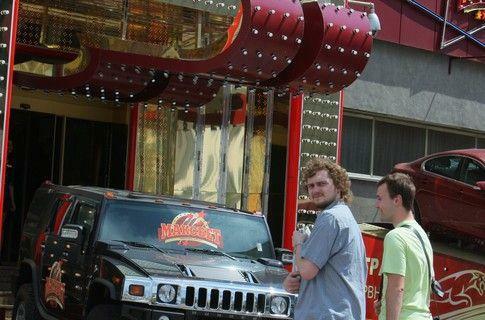 Казино открылись и зовут назад крупье