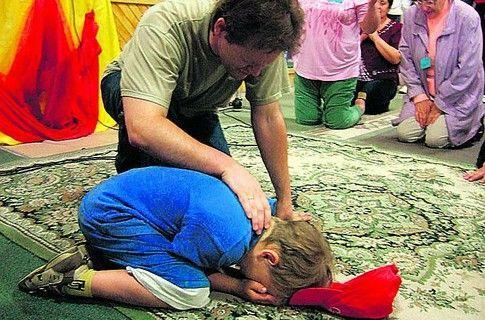 Блажен, кто верует: опасные секты Украины