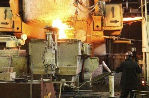 О конце кризиса известят металлурги и банкиры