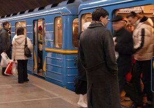 Метро в новогоднюю ночь будет работать дольше