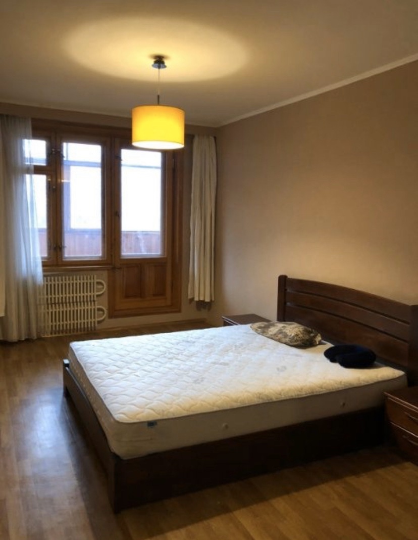 Продаж 3-кімнатної квартири 65 м², Героїв Праці вул., 47