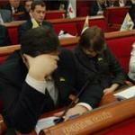 Чиновников будет меньше. А толку?..