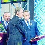 Зачем «геройские» доплаты Кличко, Кравчуку и Ротару?