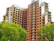 Обычные украинцы нашли решение, как отбирать "замороженные" недострои у банков и поселяться в своих квартирах