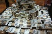 Депутаты законодательно вернут доллары в Украину 