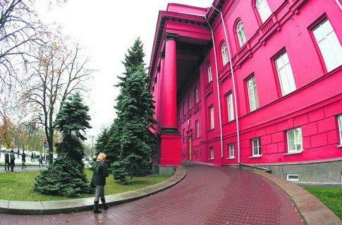 Главному вузу страны — 175: выпускники и легенды