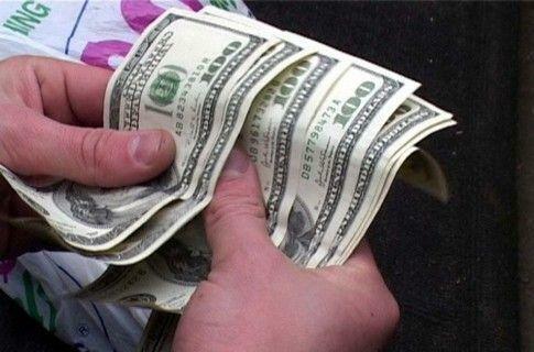 НБУ собирается прекратить целевые валютные аукционы