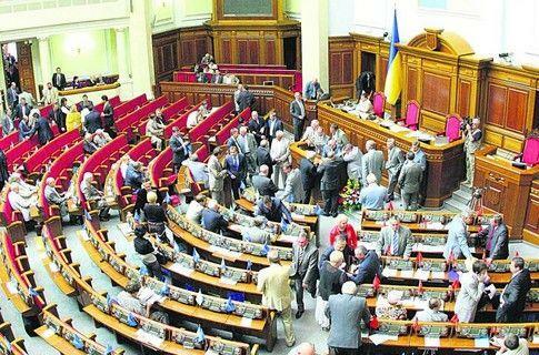 Партия регионов: "БЮТ хочет бензин по 15 гривень"