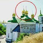 Спас на Берестове страдает от ветра и невнимания