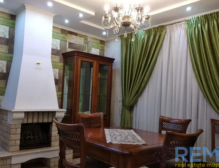 Продажа дома 240 м², Амундсена 1-й пер., 1