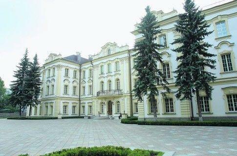 Кловский дворец откроют в октябре