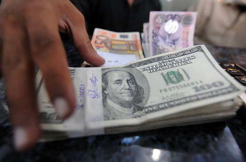 Украинцы держат в заначках более 40 миллиардов долларов