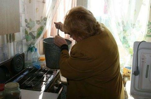 Свет должникам включают за взятку 