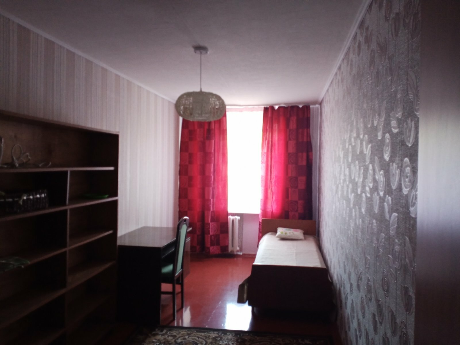 Аренда 3-комнатной квартиры 58 м², Александра Поля просп., 98