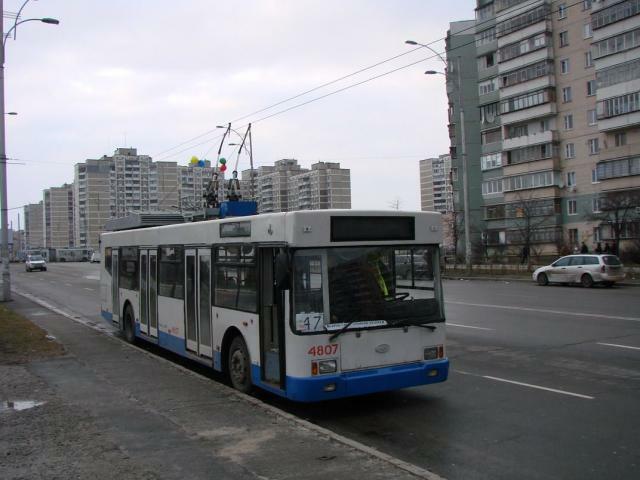 На Троещине меняют троллейбусные маршруты