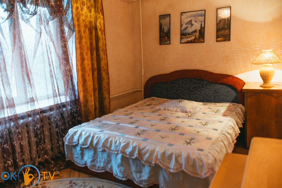4-комнатная квартира посуточно 90 м², Леси Украинки бул., 9