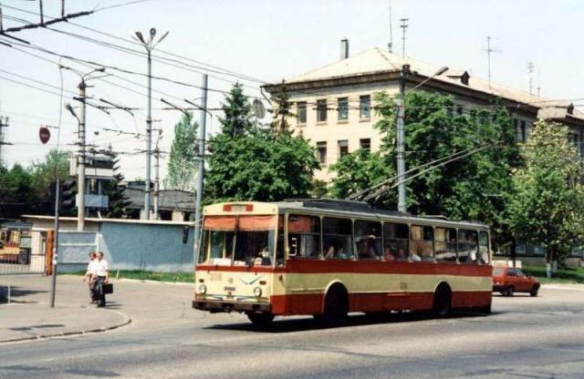 Столичные троллейбусы снова пойдут в обход