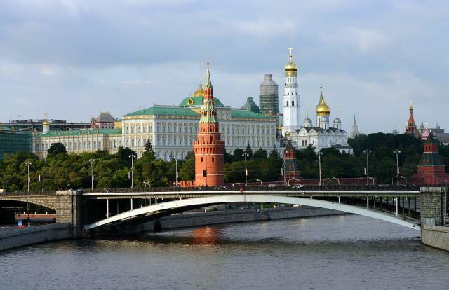 Столичные власти расторгли контракт с застройщиком-вандалом   