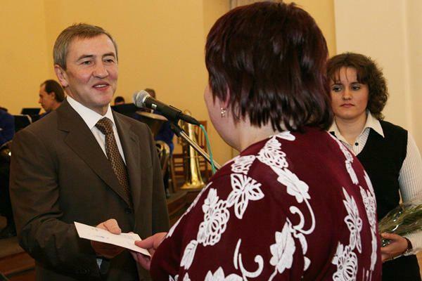 Работники сферы ЖКХ получили квартиры