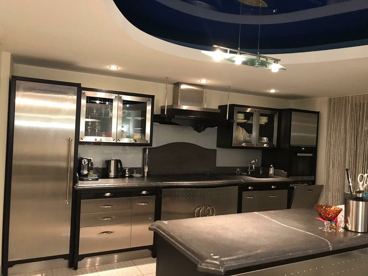 Продаж 4-кімнатної квартири 146 м², Ливарна вул., 2