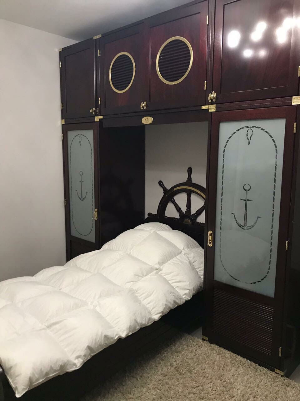 Продаж 4-кімнатної квартири 146 м², Ливарна вул., 2