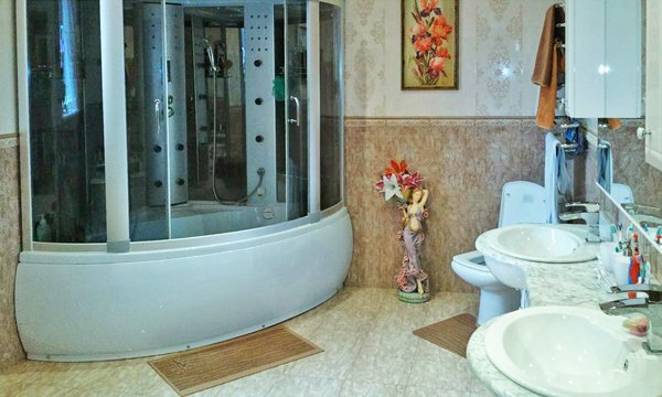 Будинок подобово 280 м², Велика Кільцева дор.