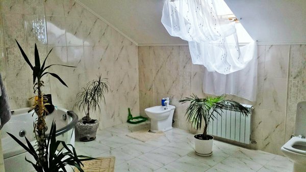 Будинок подобово 280 м², Велика Кільцева дор.
