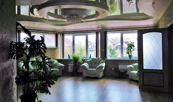 Будинок подобово 280 м², Велика Кільцева дор.