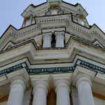 Лавра рассыпается на части
