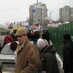 Почему перегородили площадь на "Левобережной"?