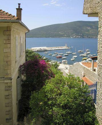 На рынке Черногории по-прежнему - бум