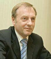 Лавринович сделает нотариусов налоговиками