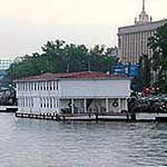 Дом на воде: Иметь или не иметь?