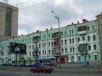 Украинские полы пока покрывают "иностранцы"