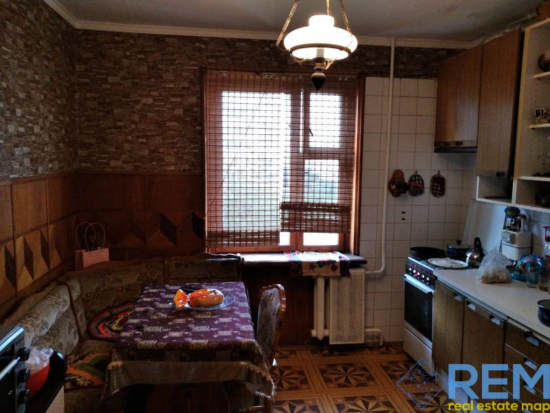 Продаж 3-кімнатної квартири 70 м², Академика Королева ул., 112