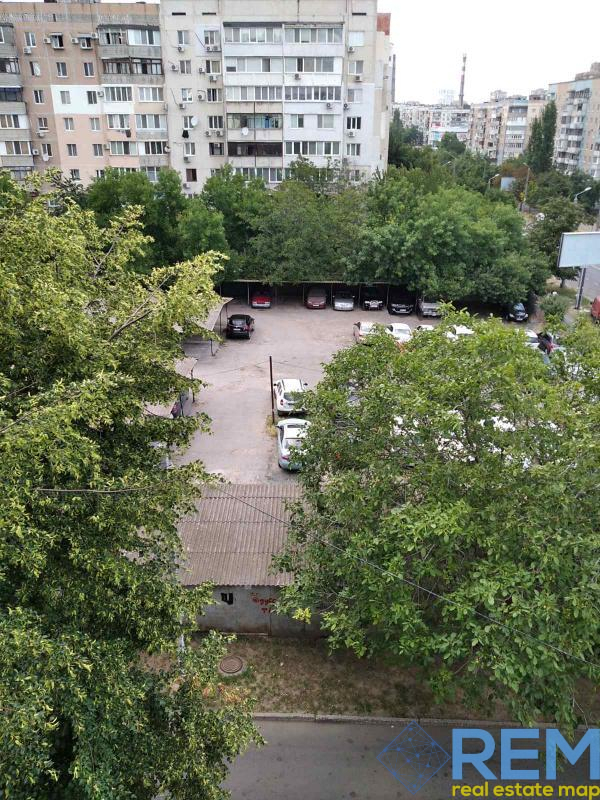 Продаж 3-кімнатної квартири 70 м², Академика Королева ул., 112